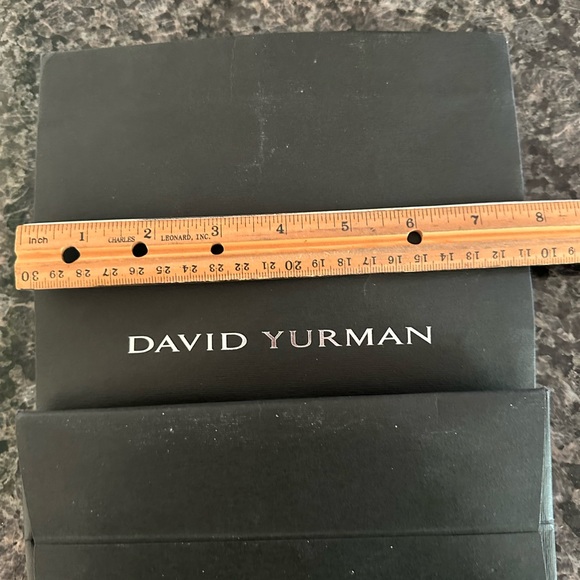 David Yurman heavy paper shopping bag. - Picture 4 of 6